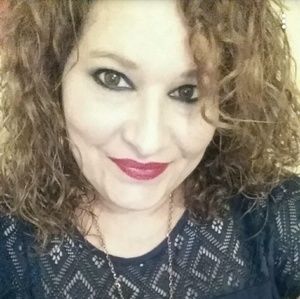 Meet your Posher, Sandy